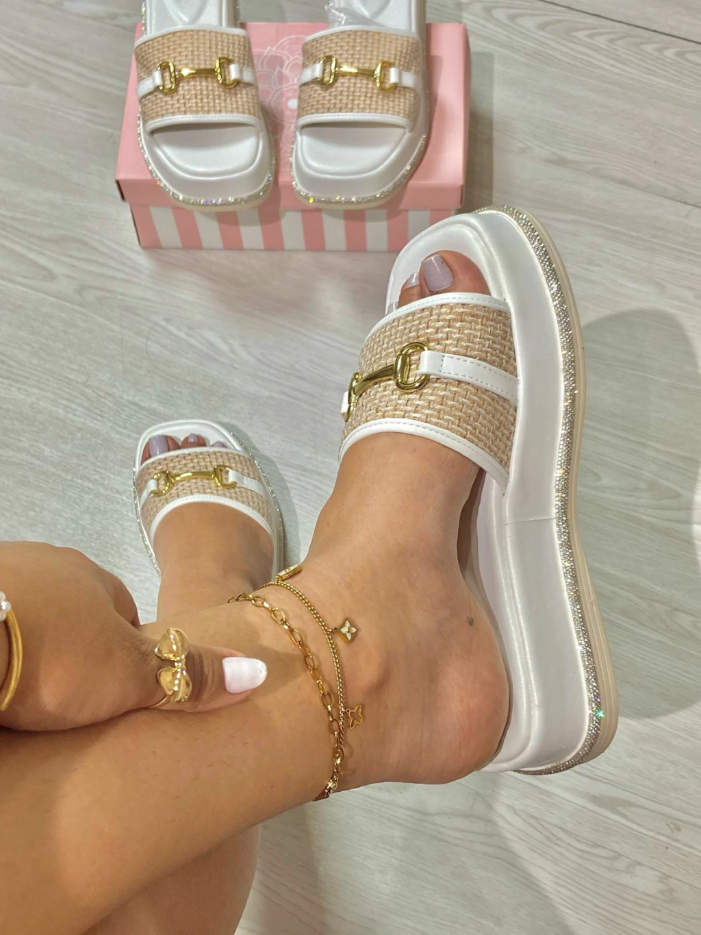 Sandália Flatform Yasmin