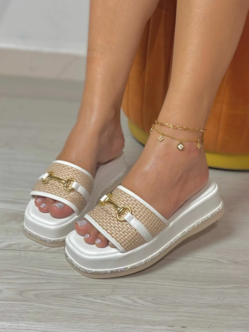 Sandália Flatform Yasmin